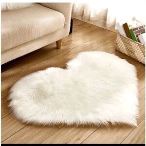 NWOT Faux Fur Heart Shaped Rug